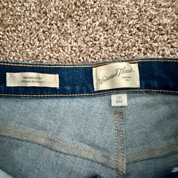 High Rise Skinny Jeans - Picture 2 of 2